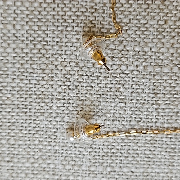 Swarovski Crystal Pearl & Crystal Drop Earrings - Picture 11 of 14